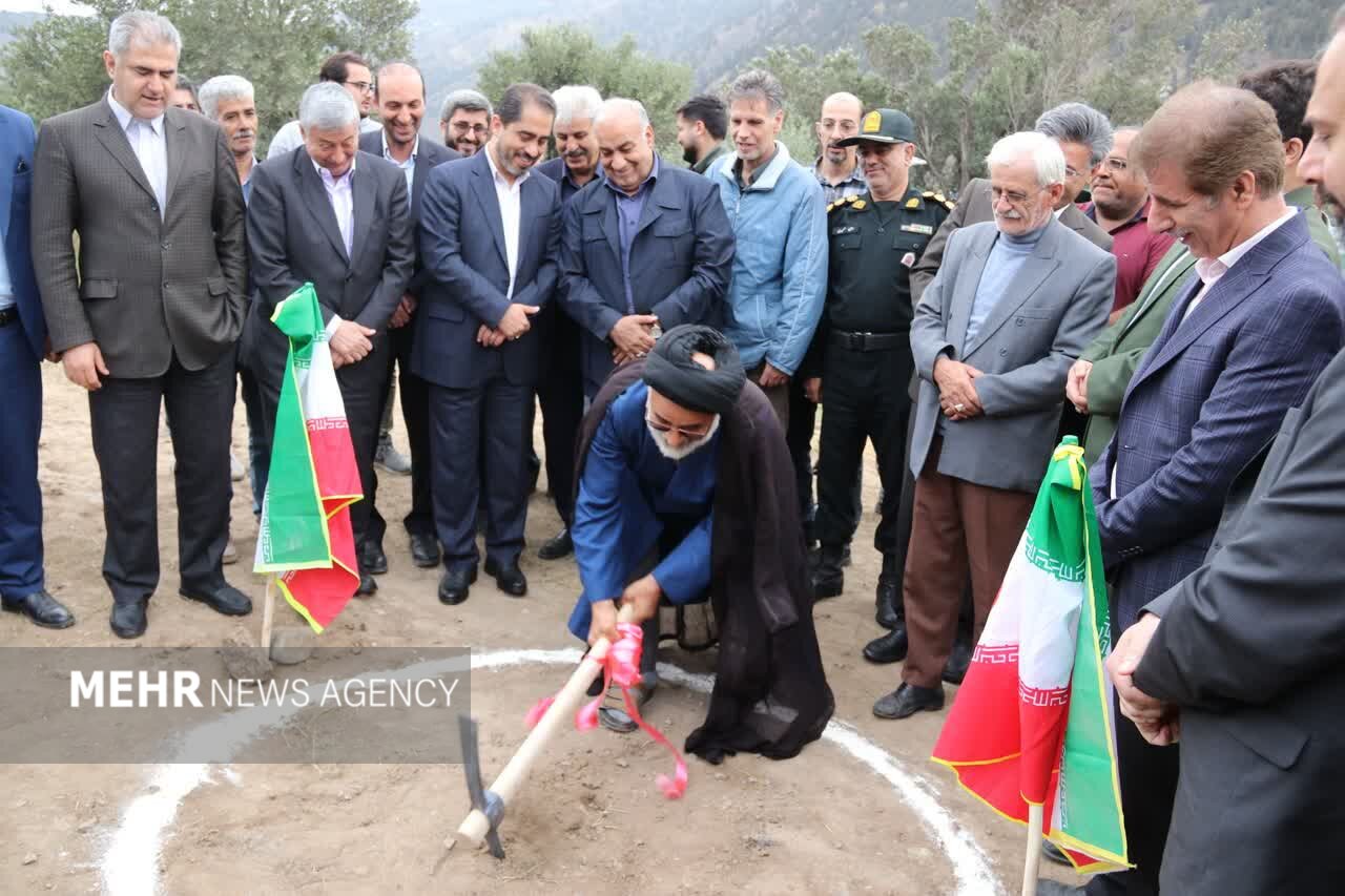 آیین کلنگ‌زنی زیرگذر میدان وحدت رودبار برگزار شد