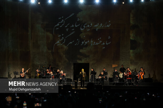 کنسرت «ایرانم» علیرضا قربانی در یزد