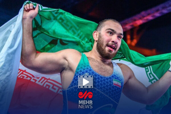 تقدیر رئیس مجلس از احترام نظامی زارع به پرچم مقدس کشورمان تقدیر رئیس مجلس از احترام نظامی زارع به پرچم مقدس کشورمان