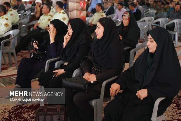 آیین مهمانی لاله ها بمناسبت هفته دفاع مقدس یاسوج