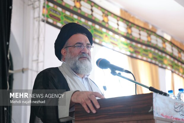 آیین مهمانی لاله ها بمناسبت هفته دفاع مقدس یاسوج