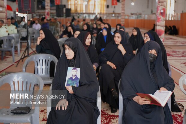 آیین مهمانی لاله ها بمناسبت هفته دفاع مقدس یاسوج