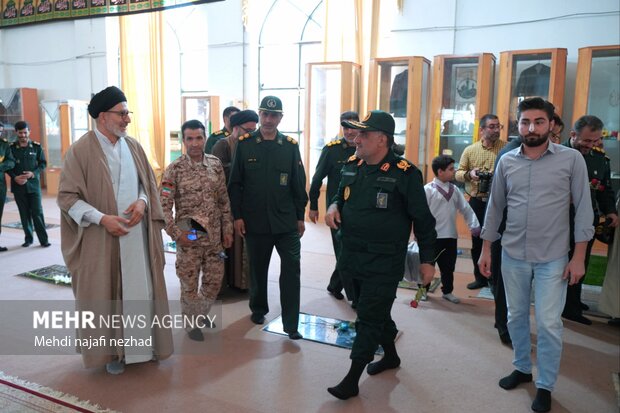 آیین مهمانی لاله ها بمناسبت هفته دفاع مقدس یاسوج