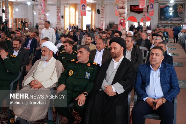 آیین مهمانی لاله ها بمناسبت هفته دفاع مقدس یاسوج