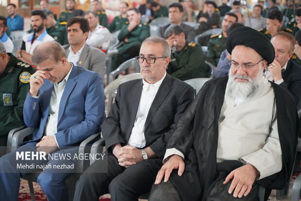 آیین مهمانی لاله ها بمناسبت هفته دفاع مقدس یاسوج