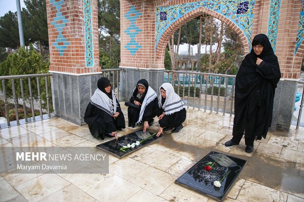 آیین میهمانی لاله ها در بجنورد