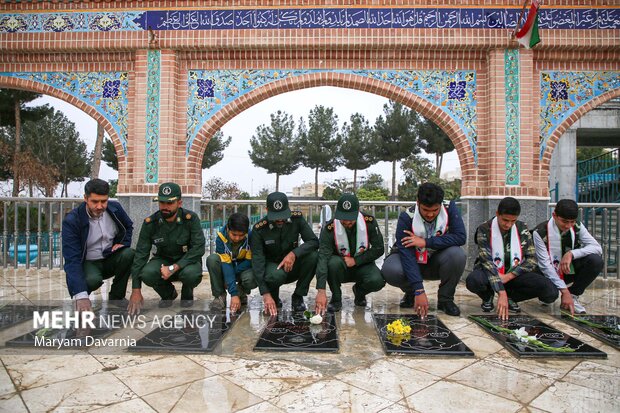 آیین میهمانی لاله ها در بجنورد