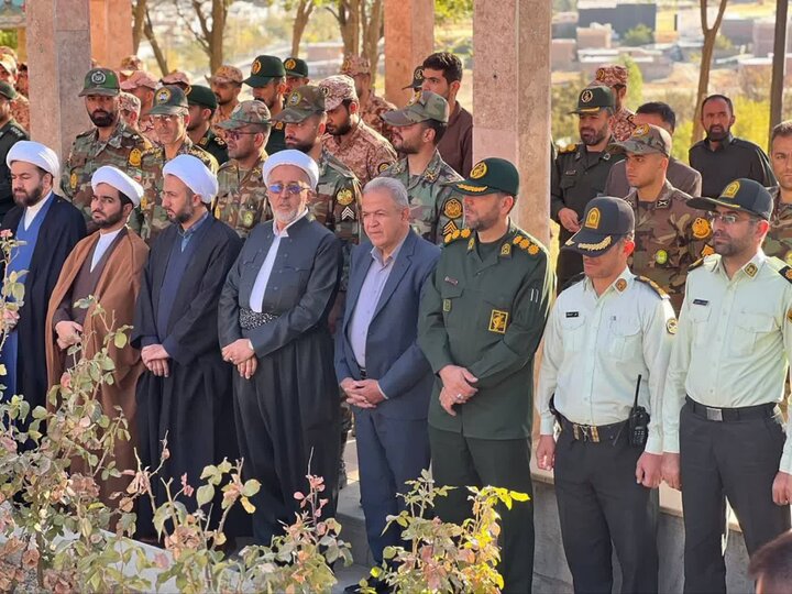 امام جمعه بانه: شهدا با فداکاری خود ارزش‌های انقلاب را زنده نگه داشتند