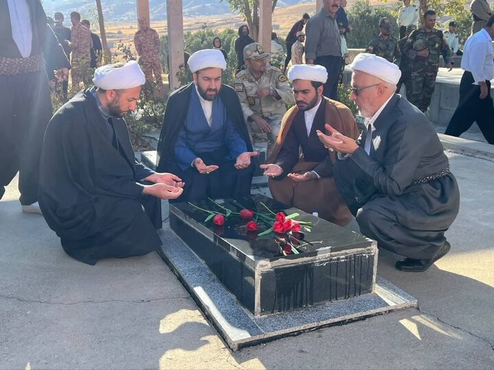 امام جمعه بانه: شهدا با فداکاری خود ارزش‌های انقلاب را زنده نگه داشتند