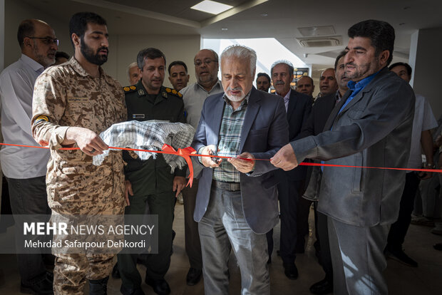 افتتاح نمایشگاه عکس جنگ در موزه دفاع مقدس شهرکرد