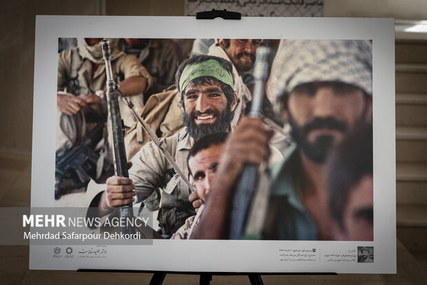 افتتاح نمایشگاه عکس جنگ در موزه دفاع مقدس شهرکرد