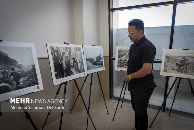 افتتاح نمایشگاه عکس جنگ در موزه دفاع مقدس شهرکرد