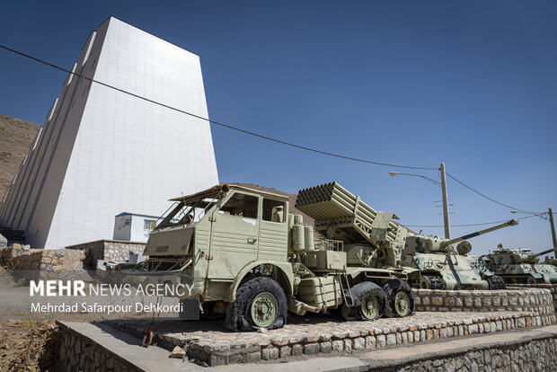 افتتاح نمایشگاه عکس جنگ در موزه دفاع مقدس شهرکرد