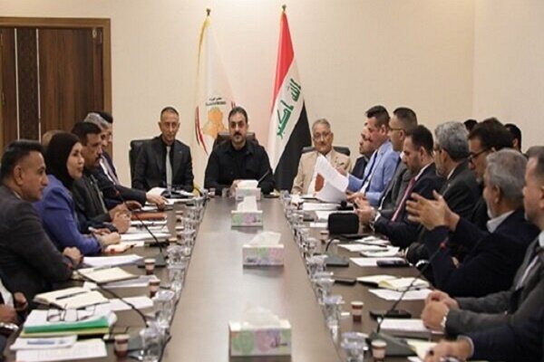 Iraq opens new border crossing with Iran to boost trade