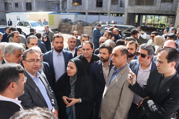 بازدید وزیر راه و شهرسازی از پروژه‌های نهضت ملی مسکن گیلان