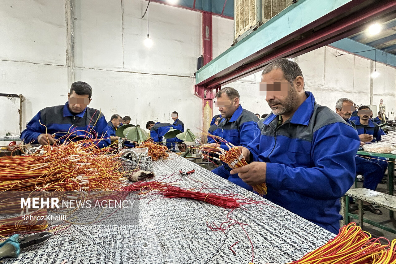 تولد دوباره پشت میلهها