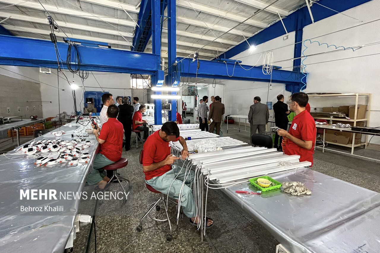 تولد دوباره پشت میلهها