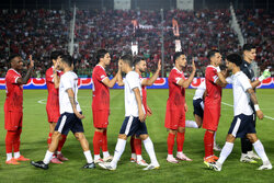 دو امتیاز مفت از دست پرسپولیس پرید/ بی‌توجهی به بازیکن متخلف ملوان!