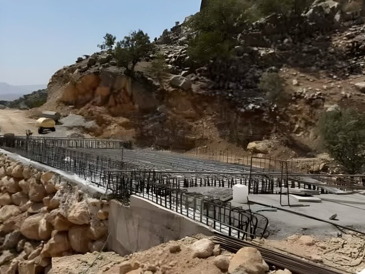 پیشرفت ۹۰ درصدی پل ارتباطی لنده به موگرمون