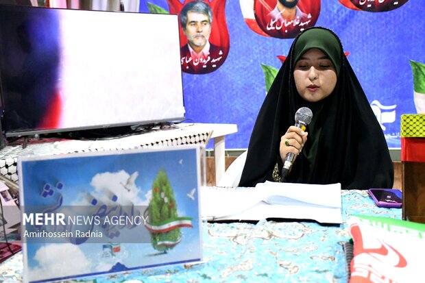 نمایشگاه هفته دفاع مقدس در بیرجند