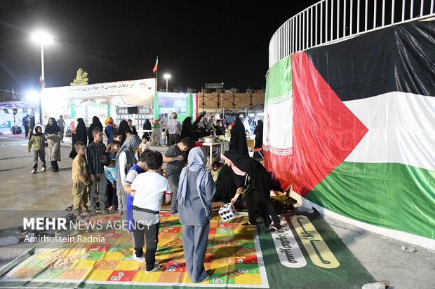 نمایشگاه هفته دفاع مقدس در بیرجند