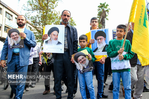 راهپیمایی «جمعه خشم و نصر» در رشت