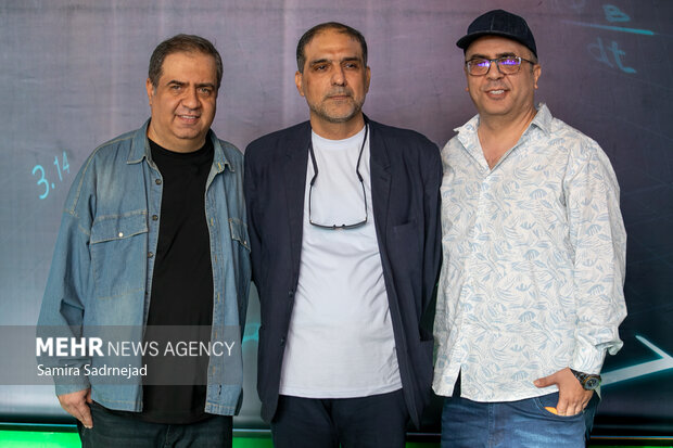 اکران مردمی «آرزوهای چپکی»