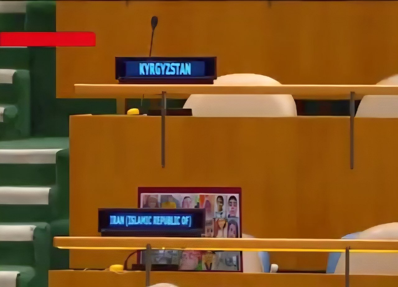 هو شدن نتانیاهو در سازمان ملل و سخنرانی برای صندلیهای خالی 2 هو شدن نتانیاهو در سازمان ملل و سخنرانی برای صندلیهای خالی + فیلم