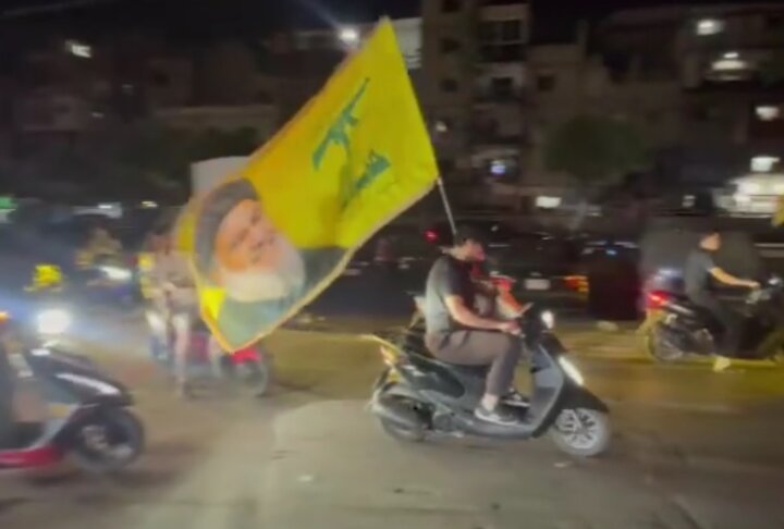 راهپیمایی خودرویی طرفداران حزب‌الله همزمان با مراسم سالگرد شهیدنصرالله