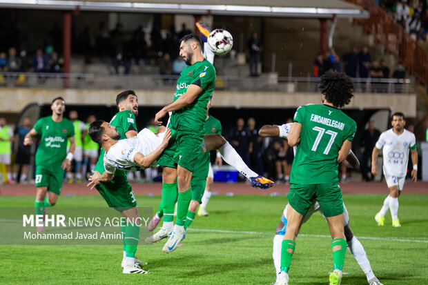 فوتبال قزوین منتظر بازگشت شادی؛ شمس‌آذر می‌تواند دوباره برخیزد