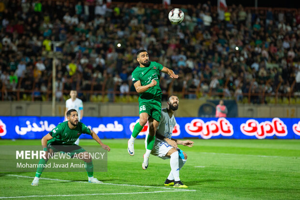 لیگ برتر فوتبال - شمس‌آذر و استقلال