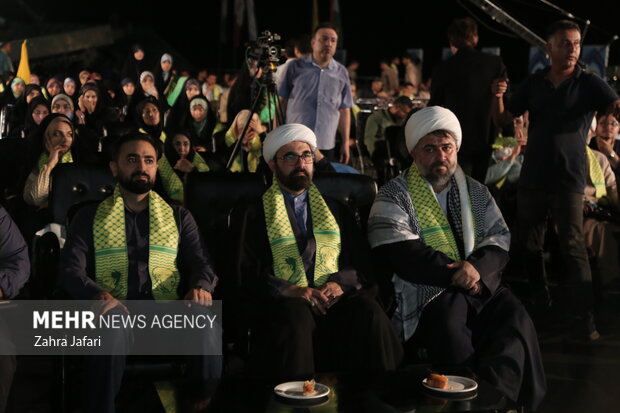 اجتماع اصحاب نصر  با حضور یاران صمود و خانواده شهدای لبنان در ناو شهید رودکی