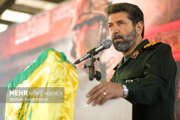 آیین رونمایی از لباس و تجهیزات نوین رزم انفرادی یگان ویژه فاتحین تهران بزرگ