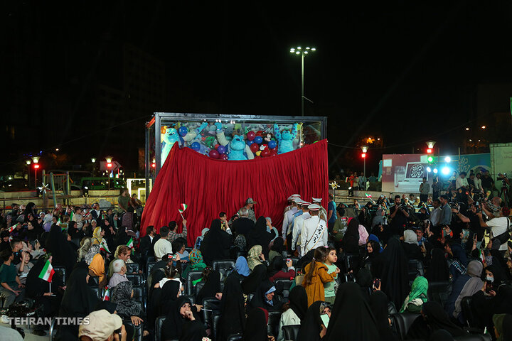 Iranians show gratitude to Armed Forces with "Well done, Iran" campaign