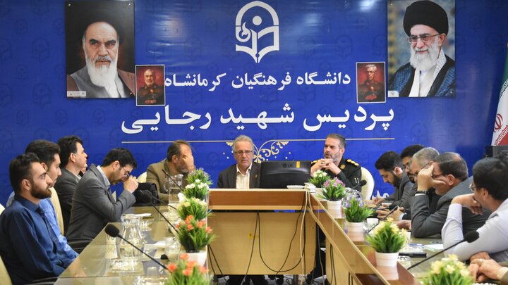 گرامیداشت هفته دفاع مقدس در دانشگاه فرهنگیان کرمانشاه برگزار شد