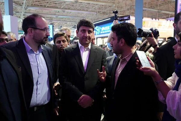 شركت،بازديد،ارتباطات،وزير،بومي