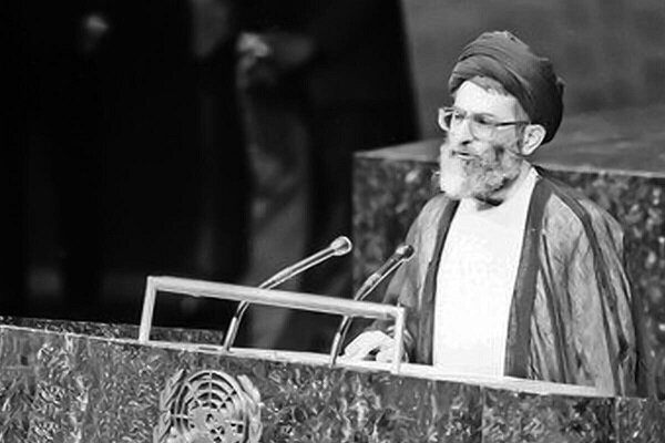 زبان فارسی باید در سازمان ملل طنین‌انداز شود