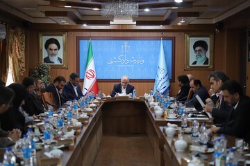 عزم جدی دولت و قوه قضاییه برای رفع موانع پیش‌روی فعالان اقتصادی