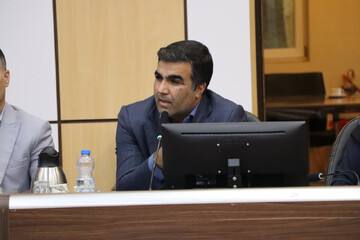 شهردار خارگ: مسیر تحول و ارتقای نظام آموزشی فراهم شود