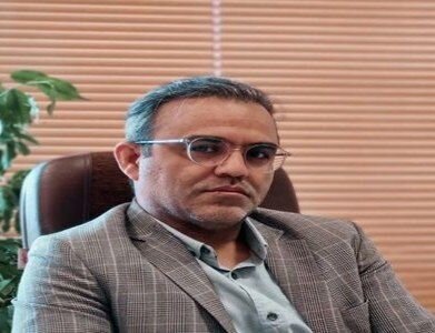 رونمایی از ۱۳ عنوان کتاب و نمایشنامه دفاع مقدس در استان مرکزی
