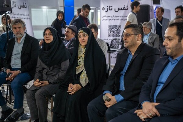 سهم زنان در کسبوکارهای دانشبنیان تا ۳۰ درصد باید افزایش یابد