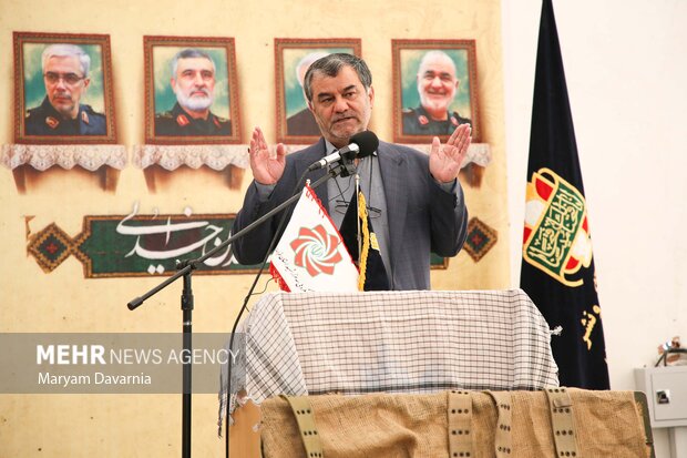 آیین رونمایی از 51 کتاب دفاع مقدس خراسان شمالی در بجنورد