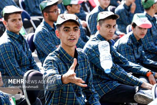 آیین نواختن زنگ مقاومت