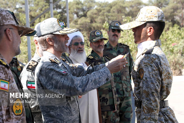 دوره جامعه‌پذیری نظامی دانشجویان دانشگاه‌های افسری ارتش
