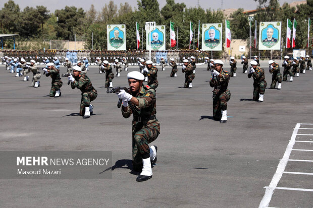 دوره جامعه‌پذیری نظامی دانشجویان دانشگاه‌های افسری ارتش