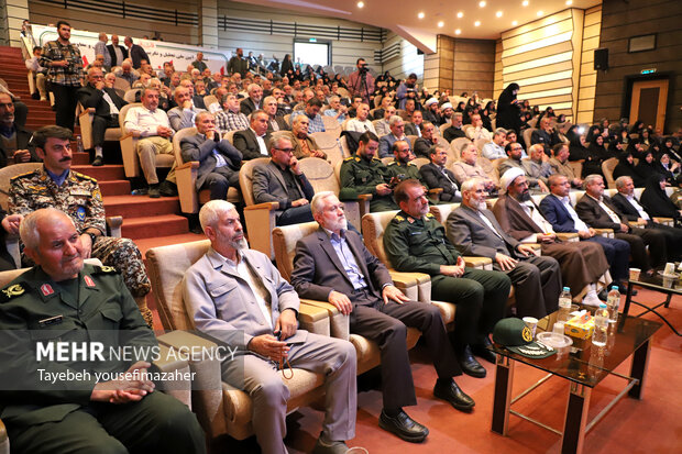 همایش نکوداشت پیشکسوتان جهاد و مقاومت در همدان