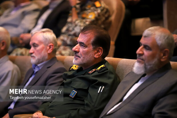 همایش نکوداشت پیشکسوتان جهاد و مقاومت در همدان