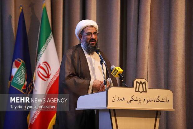 همایش نکوداشت پیشکسوتان جهاد و مقاومت در همدان