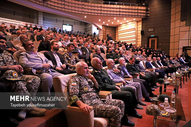 همایش نکوداشت پیشکسوتان جهاد و مقاومت در همدان