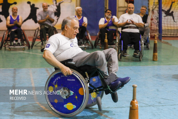 دیدار مشاور و دستیار مقام معظم رهبری با گروهی از جانبازان